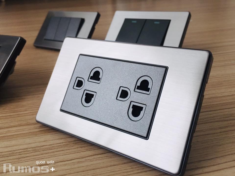 สวิตซ์ไฟเฟรมอลูมิเนียม "รูมอสพลัส" เท่ห์ ลอฟท์ ลุยๆ สวิตซ์ไฟเฟรมอลูมิเนียม "รูมอสพลัส" เท่ห์ ลอฟท์ ลุยๆ