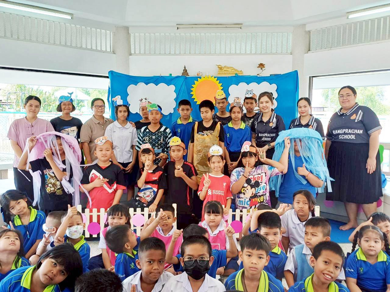 เล่า อ่าน เล่นเป็นตัวละครจากนิทานสำนักพิมพ์ มูลนิธิเด็ก