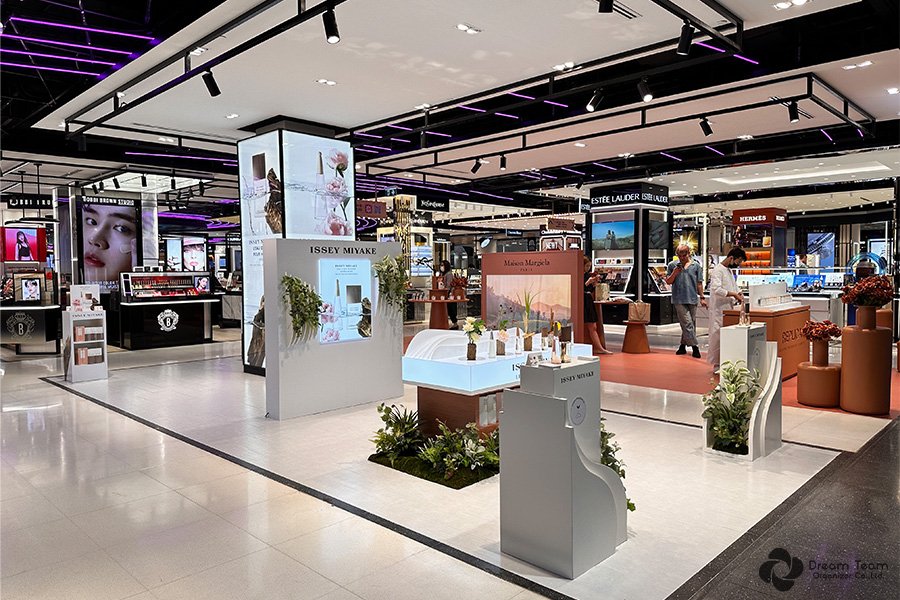Booth IM Peony & Vetiver Central Ladprao