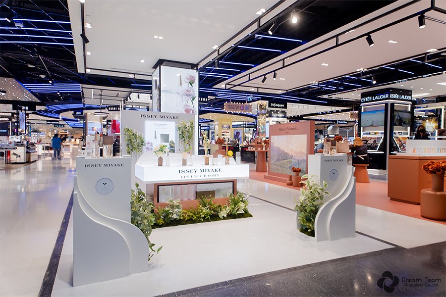 Booth IM Peony & Vetiver Central Ladprao
