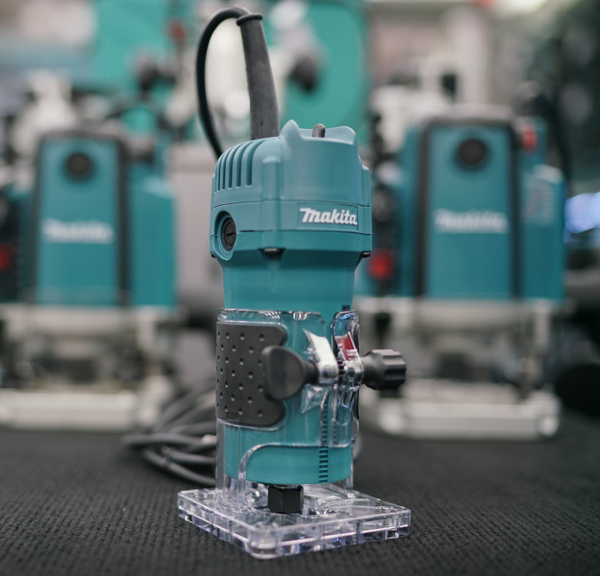 เครื่องทริมเมอร์ (Trimmer) MAKITA 3709 530W