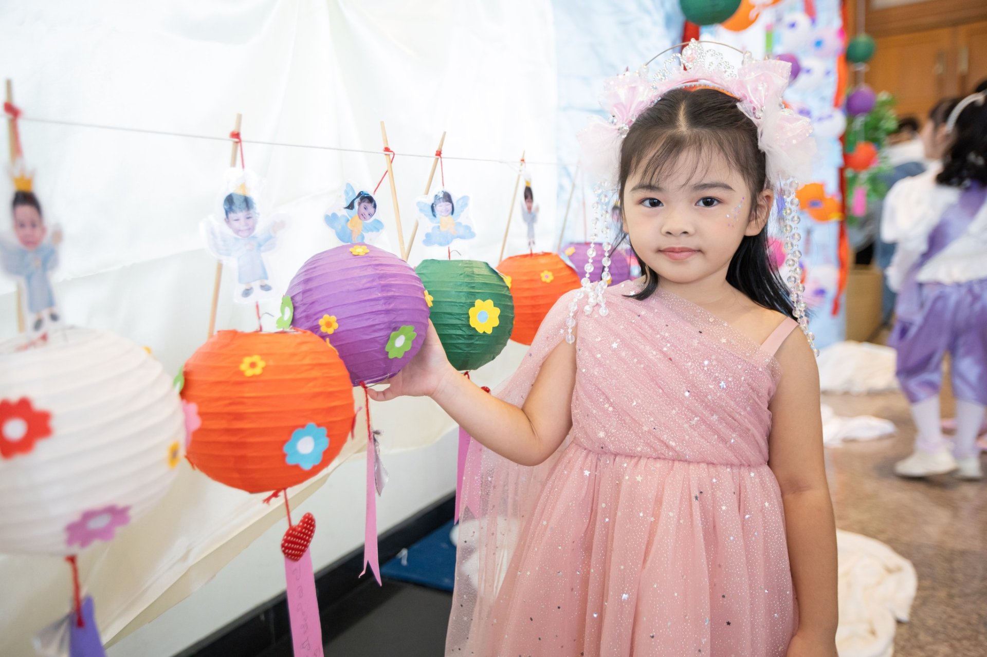 NeoChild Lantern Festival 2025