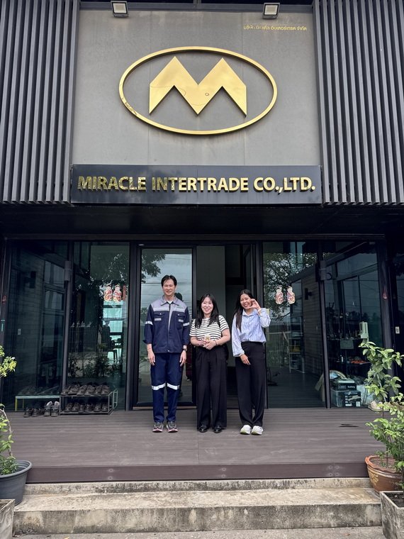 Novelis Asia  เยี่ยมชมโรงงานและหารือความร่วมมือทางธุรกิจกับ บริษัท มิราเคิล อินเตอร์เทรด จำกัด