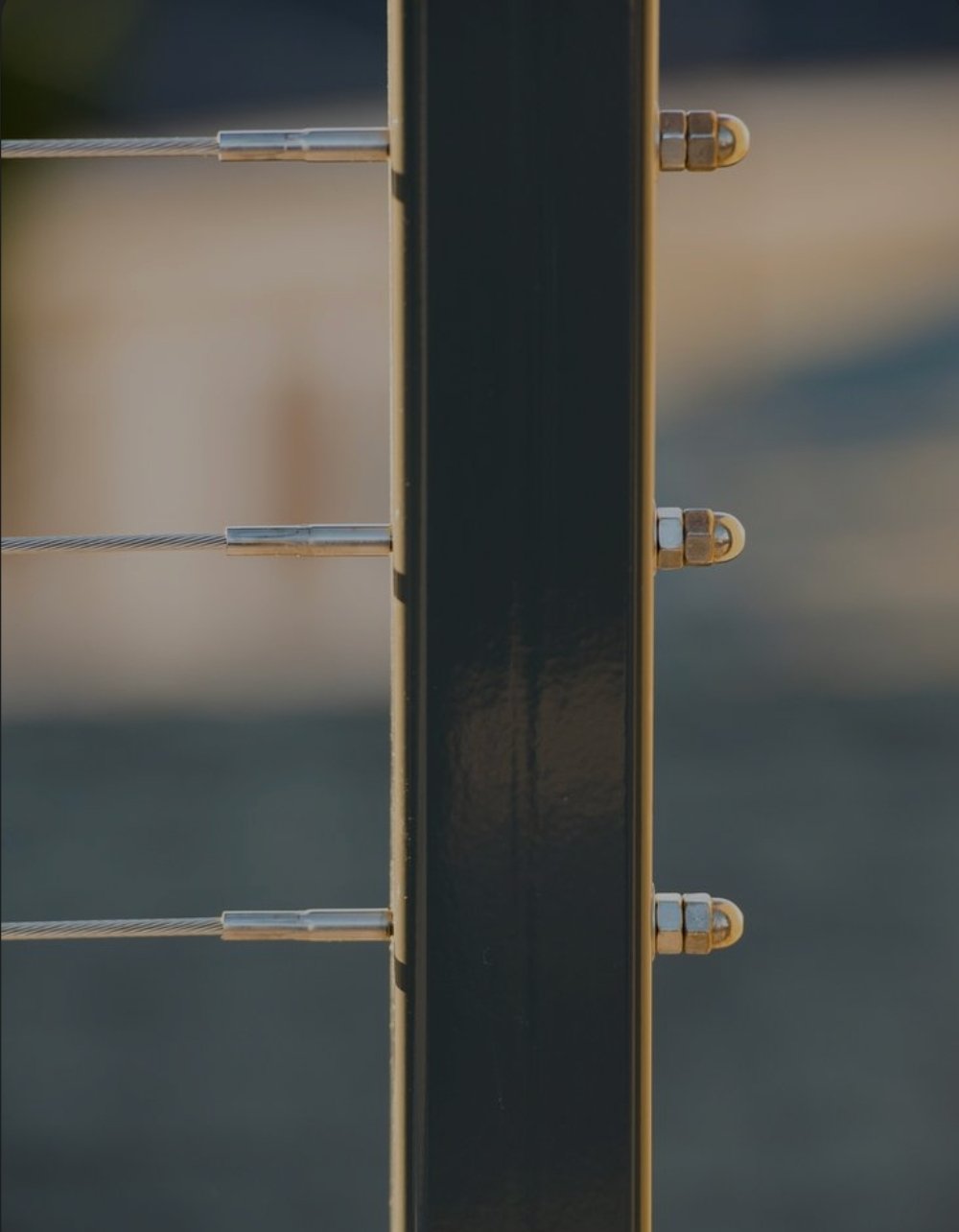 ชุดประกอบสลิงสำหรับติดตั้งราวกันตกสลิง แบบง่ายๆ ราคาประหยัด ชุดประกอบสลิงสำหรับติดตั้งราวกันตกสลิง แบบง่ายๆ ราคาประหยัด