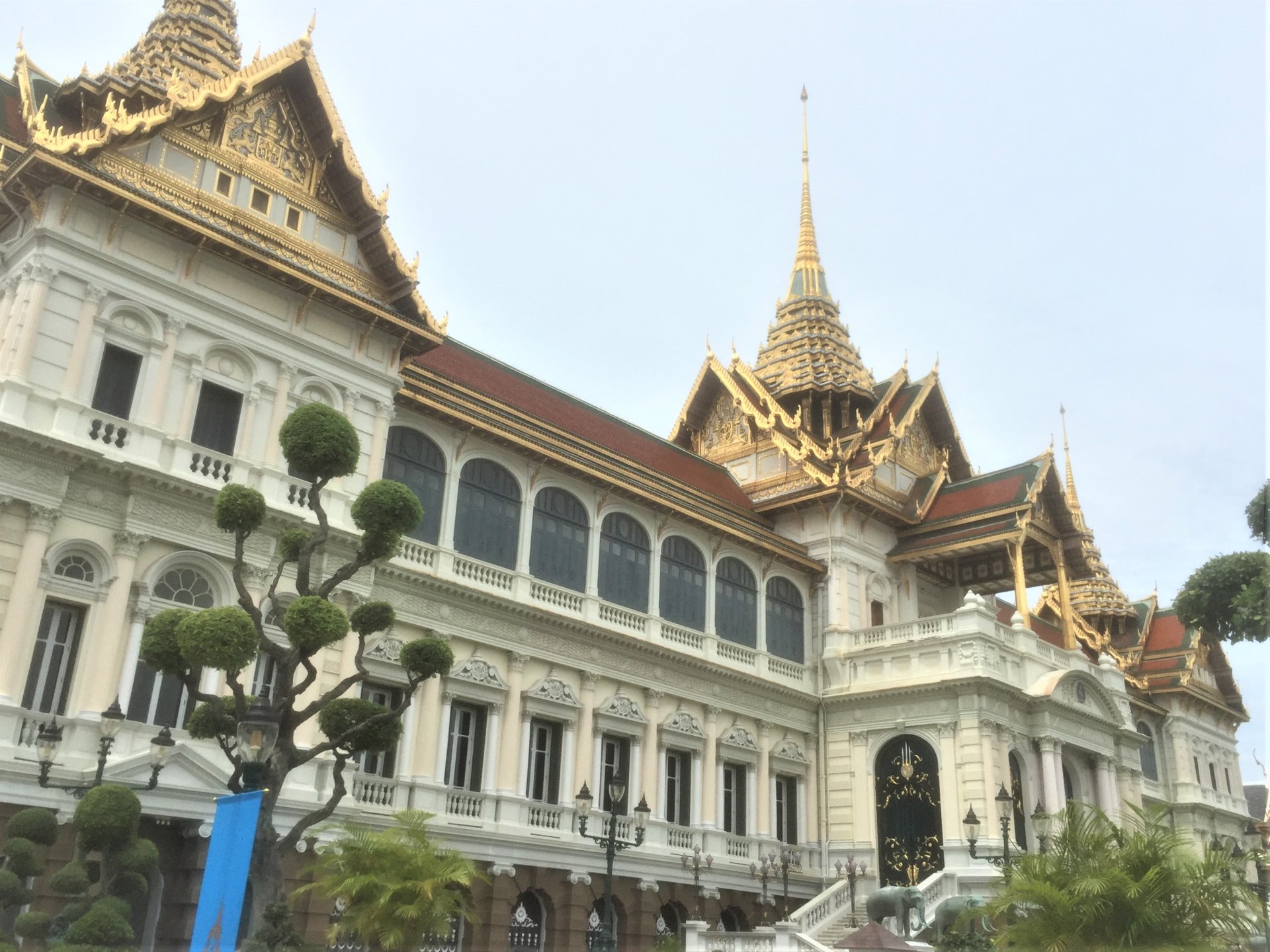 The Royal Grand Palace The Royal Grand Palace