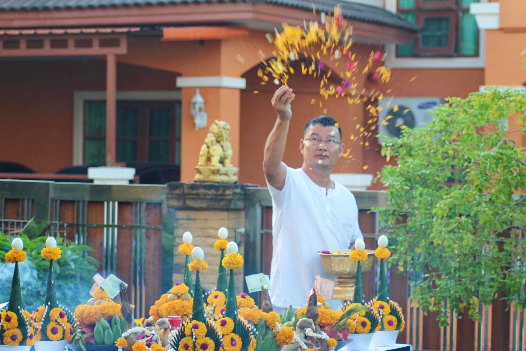 บริษัท แคร์แอนด์เซฟ จำกัด ประกอบพิธีบวงสรวงเทวดาในวันที่ 5 มกราคม 2563 บริษัท แคร์แอนด์เซฟ จำกัด ประกอบพิธีบวงสรวงเทวดาในวันที่ 5 มกราคม 2563