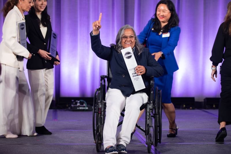 ขอบคุณภาพจาก https://www.linkedin.com/posts/d96toastmasters_congratulations-to-the-2024-world-champion-activity-7230969566087016450-xJM3 ขอบคุณภาพจาก https://www.linkedin.com/posts/d96toastmasters_congratulations-to-the-2024-world-champion-activity-7230969566087016450-xJM3