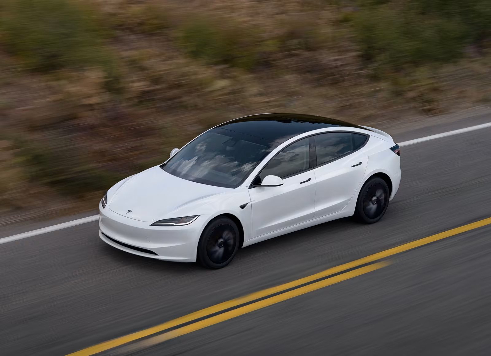 Tesla Model 3 Standard ฟีเจอร์ครบ คุ้มค่า ขับสนุก ในราคาที่เข้าถึงได้