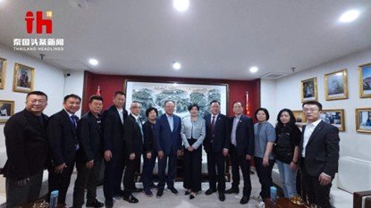 【深圳市产业园区商会拜访泰华新媒体协会】
