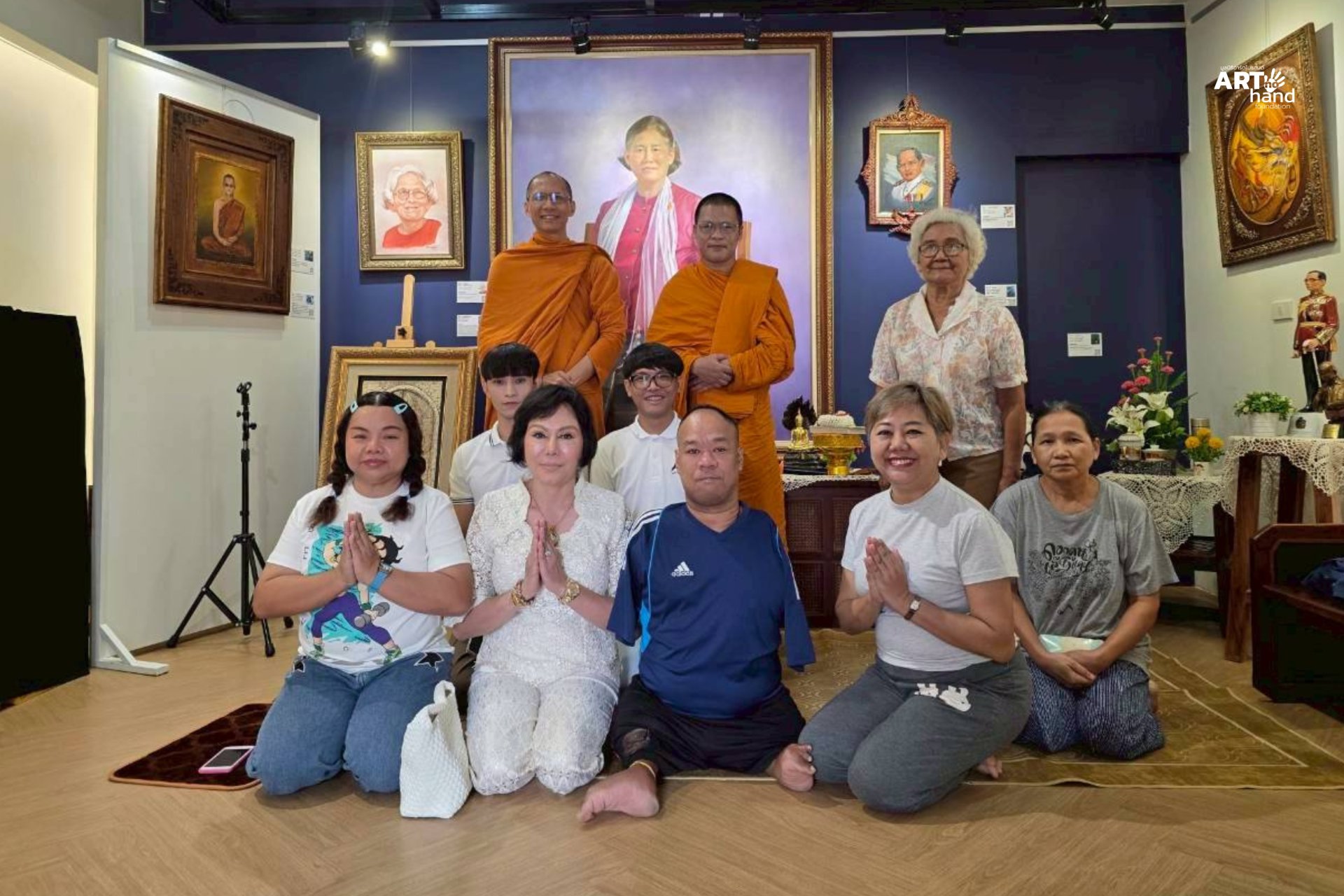มูลนิธิอาร์ตโนแฮนด์ ร่วมกับสำนักพิมพ์วิช จัดบรรยายธรรม "ธรรมะยามป่วยไข้"