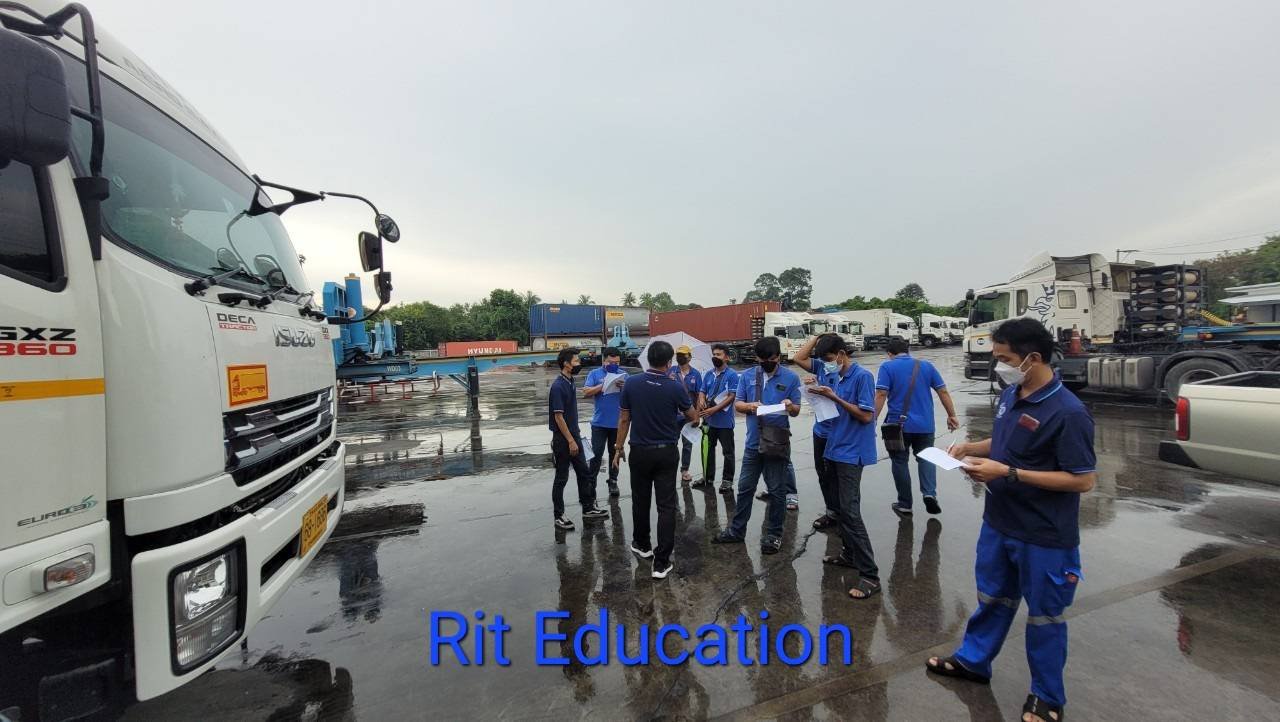 อบรมขับรถบรรทุกอย่างปลอดภัยเชิงป้องกัน (Truck Defensive Driving) อบรมขับรถบรรทุกอย่างปลอดภัยเชิงป้องกัน (Truck Defensive Driving)