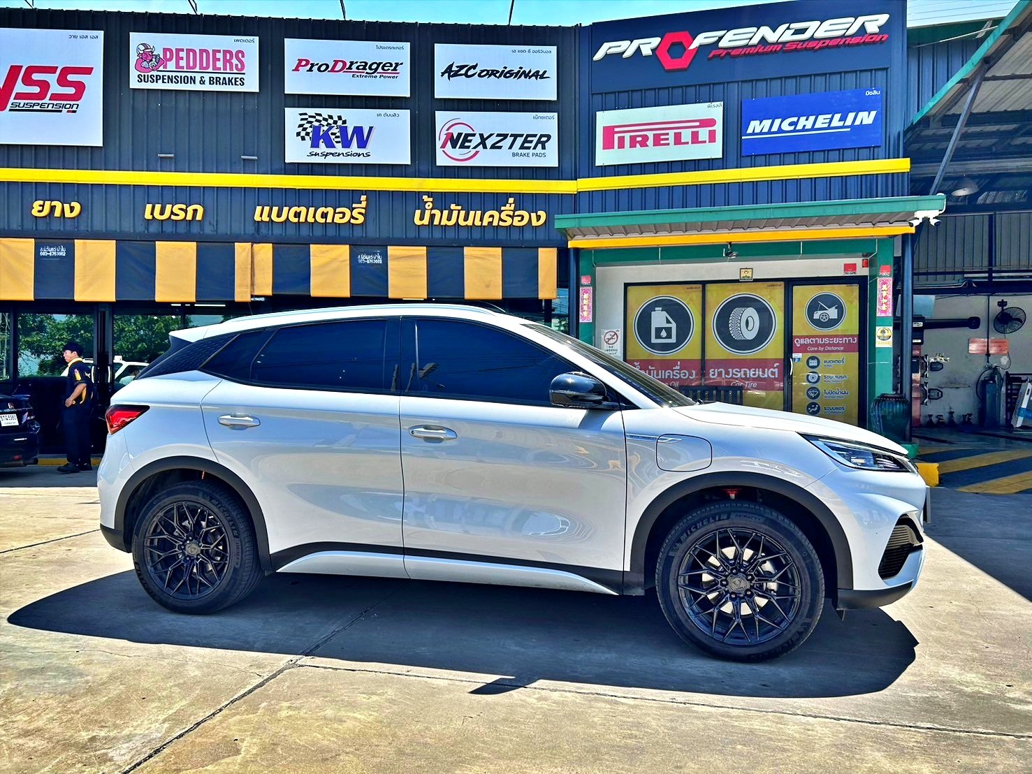 BYD Atto3 - เปลี่ยนโช๊ค Profender FITz BYD Atto3 - เปลี่ยนโช๊ค Profender FITz