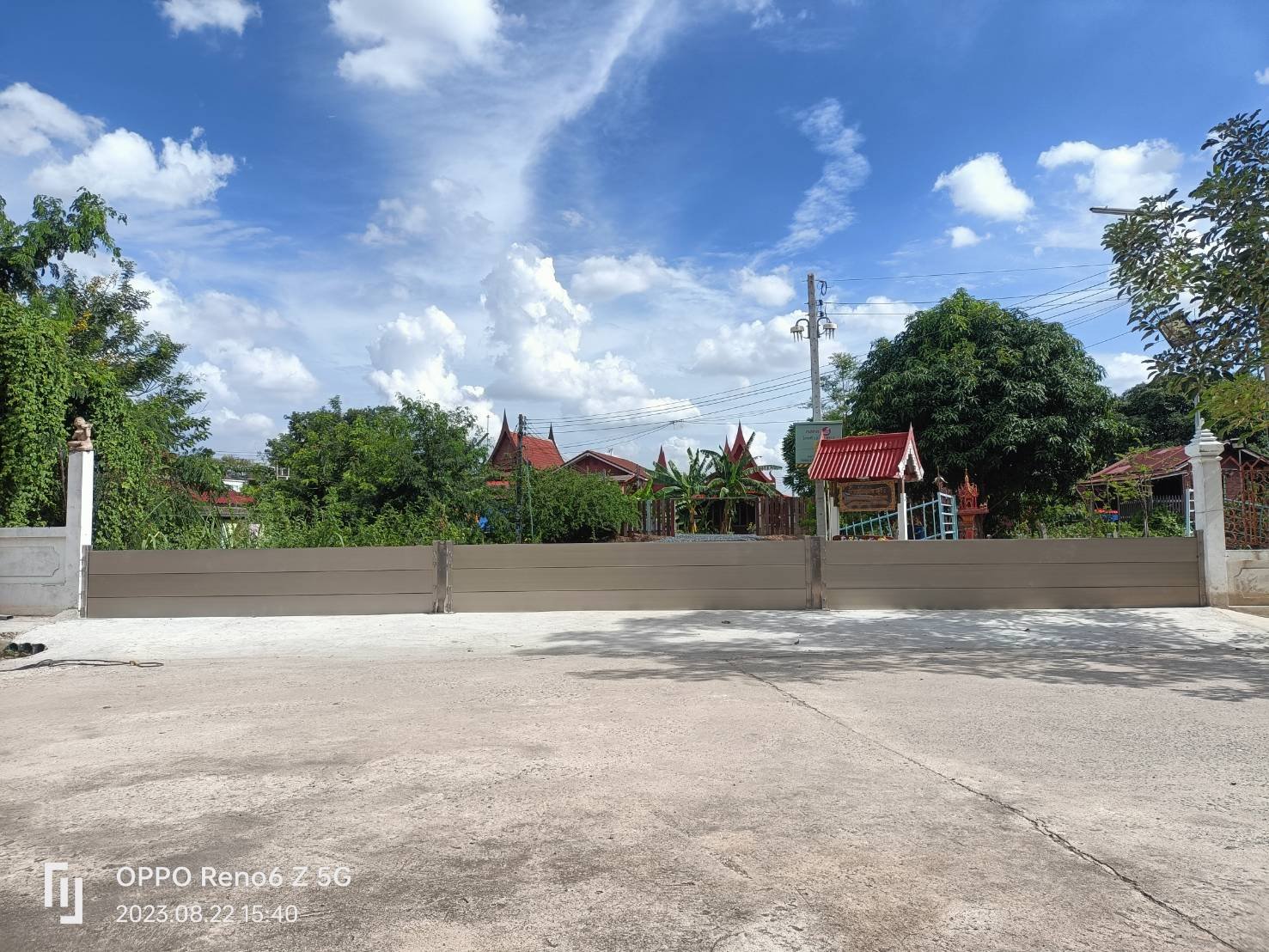 Wat Phra Khao Bang Ban.