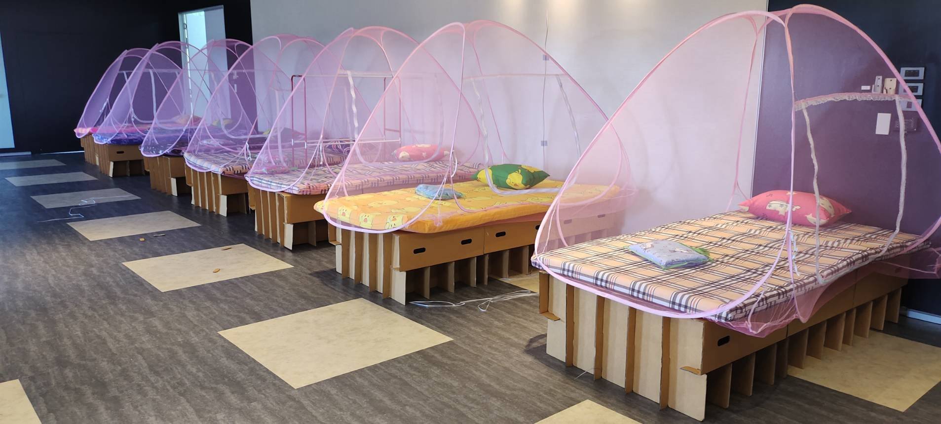 มาตรการ FAI จัดศูนย์พร้อมดูแล 110 เตียง ผ่านมาตรฐานการจัดตั้งจาก สำนักงานแรงงานจังหวัดสมุทรสาคร มาตรการ FAI จัดศูนย์พร้อมดูแล 110 เตียง ผ่านมาตรฐานการจัดตั้งจาก สำนักงานแรงงานจังหวัดสมุทรสาคร