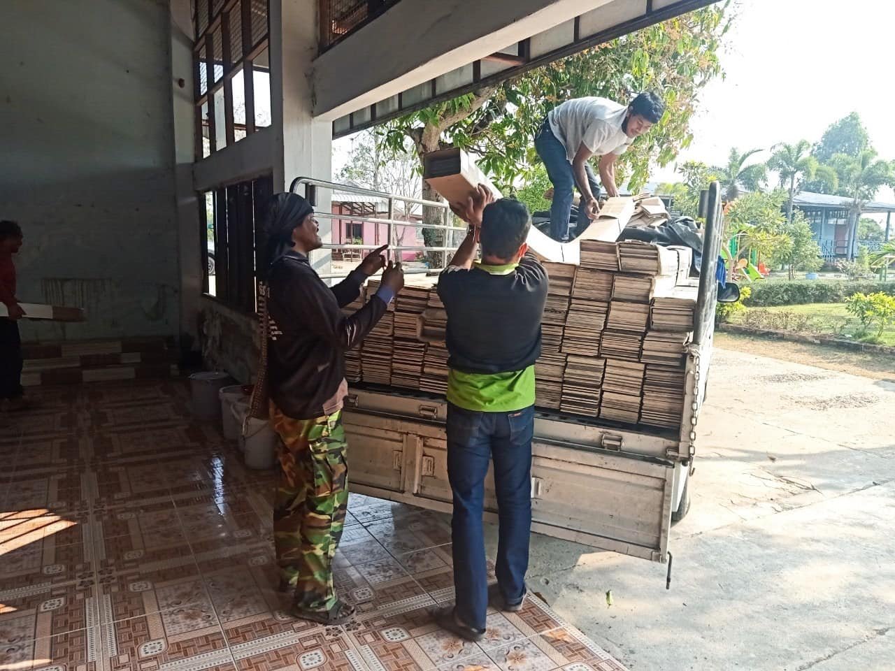 บริษัท สยาม พลาสวูด จำกัด บริจาคไม้พื้นสังเคราะห์ Greenwood  บริษัท สยาม พลาสวูด จำกัด บริจาคไม้พื้นสังเคราะห์ Greenwood