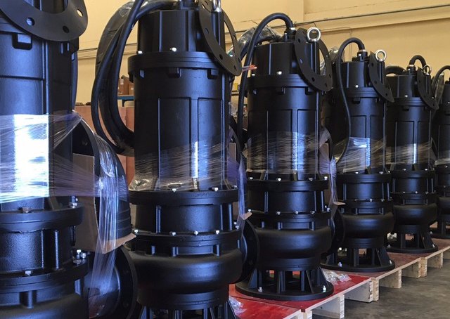 ปั๊มแช่ หรือ ไดโว่ มันก็คือปั๊มแบบเดียวกันหรือเปล่า ปั๊มแช่ หรือ ไดโว่ มันก็คือปั๊มแบบเดียวกันหรือเปล่า