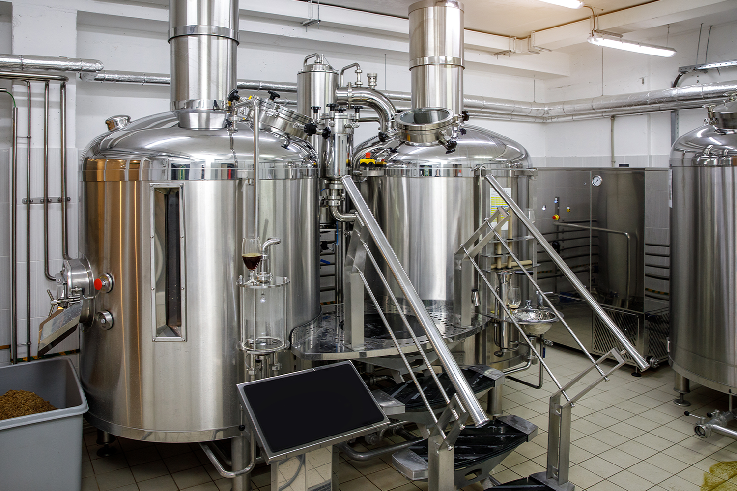 การพาสซิเวชั่น ในสแตนเลส (Passivation of Stainless Steel) การพาสซิเวชั่น ในสแตนเลส (Passivation of Stainless Steel)