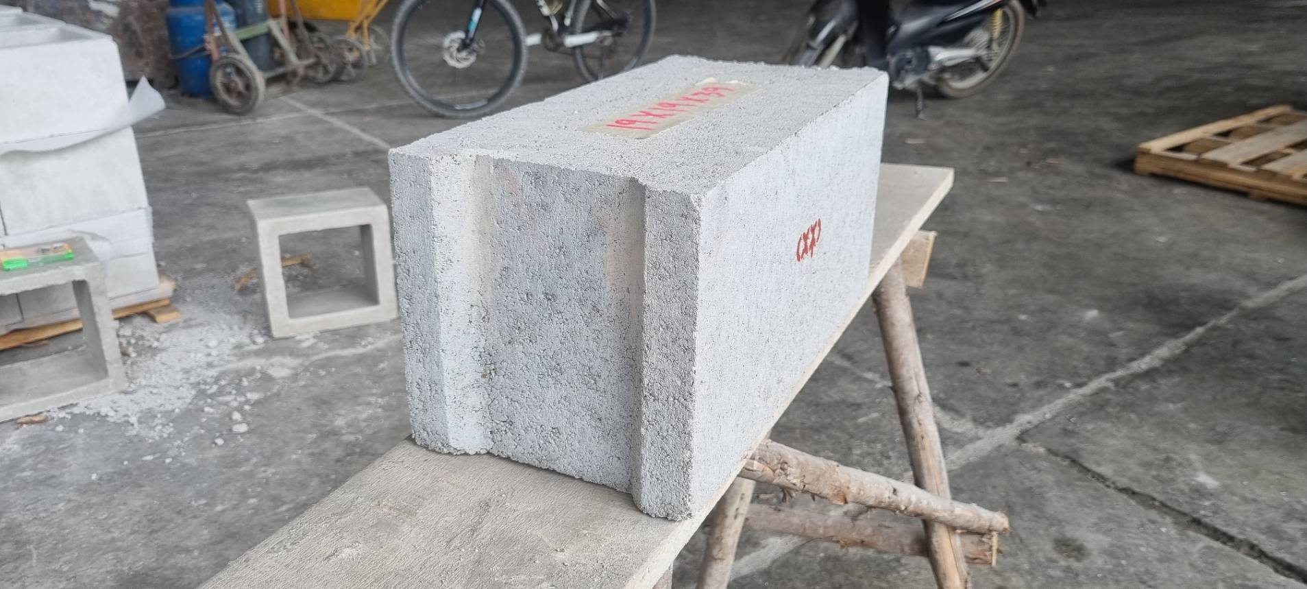 Engine Fireproof Block บล็อกทนไฟ FIREPROOF BLOCKS บล็อกทนไฟ มาตรฐาน ASTM E119 and BS 476 177 ...