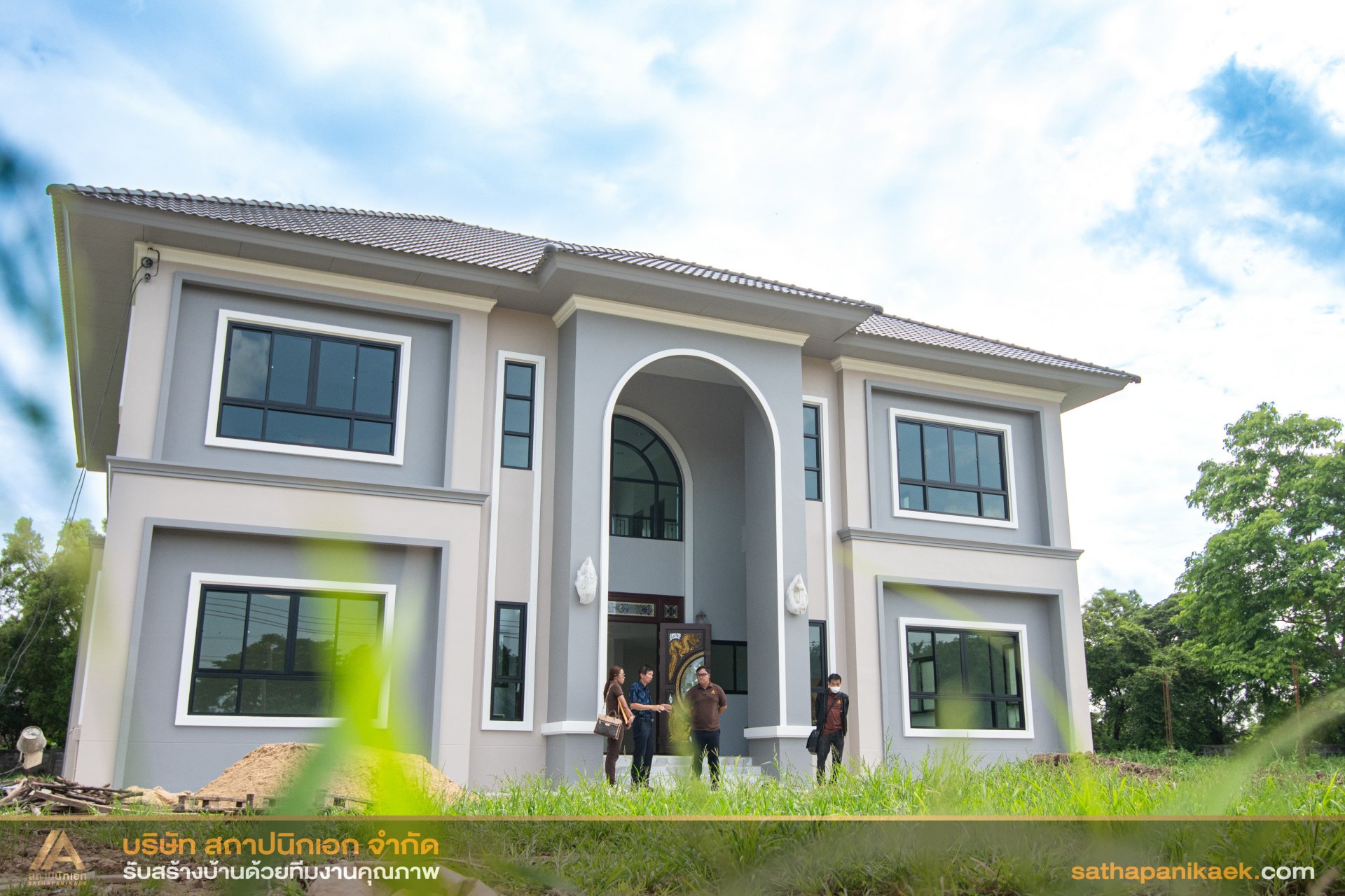 ผลงานบ้าน คุณศศิกาญจน์ (Modern Contemporary Style)