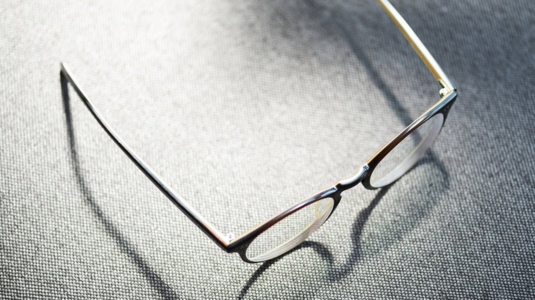 รู้หรือไม่ แสงไฟที่ใช้ อาจทำให้คุณตาบอด รู้หรือไม่ แสงไฟที่ใช้ อาจทำให้คุณตาบอด