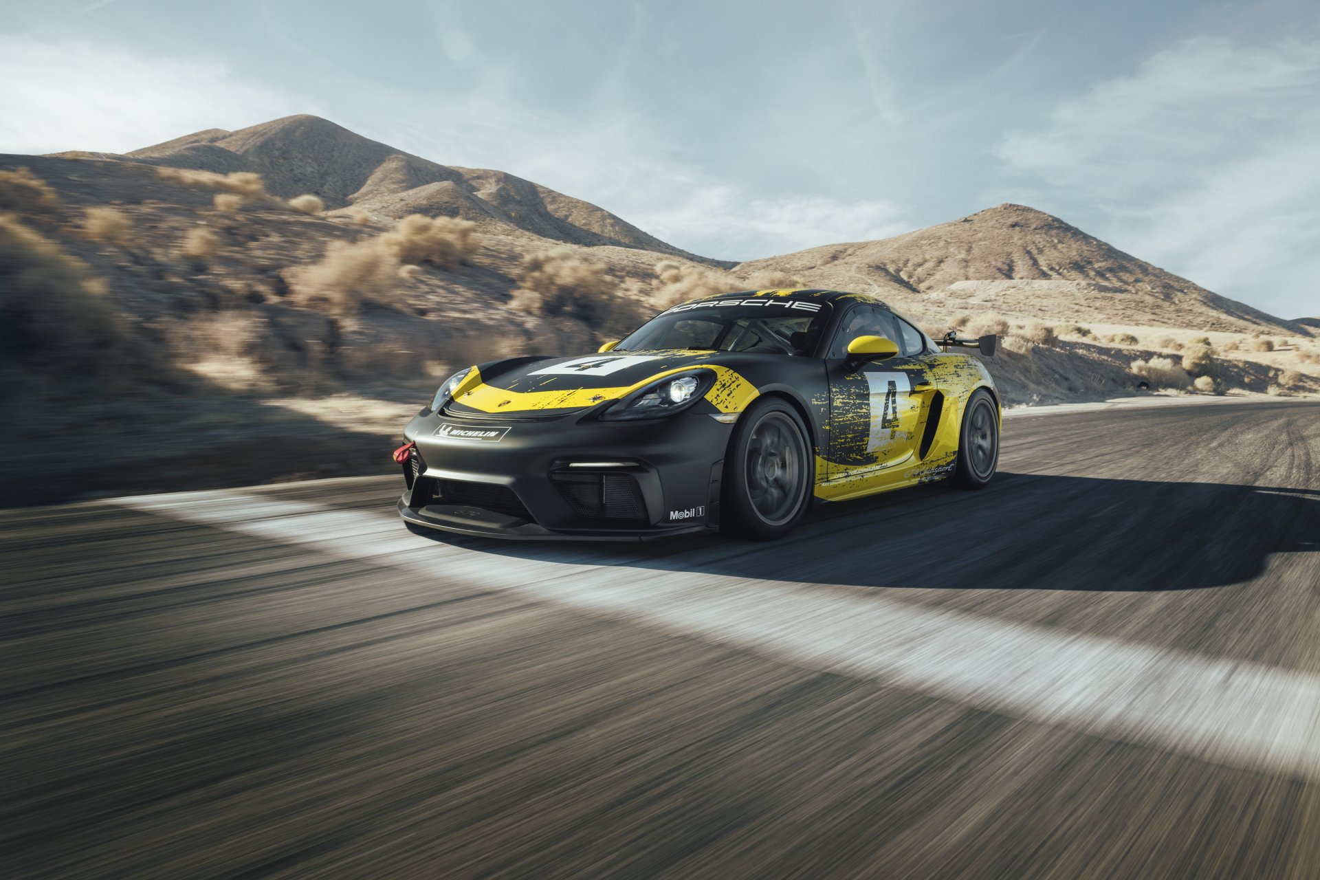 ปอร์เช่ 718 เคย์แมน จีที4 คลับสปอร์ต ใหม่ (The new Porsche 718 Cayman GT4 Clubsport) สายพันธุ์แรง ที่มาพร้อมตัวถัง natural-fibre  ปอร์เช่ 718 เคย์แมน จีที4 คลับสปอร์ต ใหม่ (The new Porsche 718 Cayman GT4 Clubsport) สายพันธุ์แรง ที่มาพร้อมตัวถัง natural-fibre