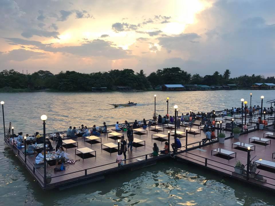 Dejtosapak Restuarant, Kanchanaburi  Dejtosapak Restuarant, Kanchanaburi