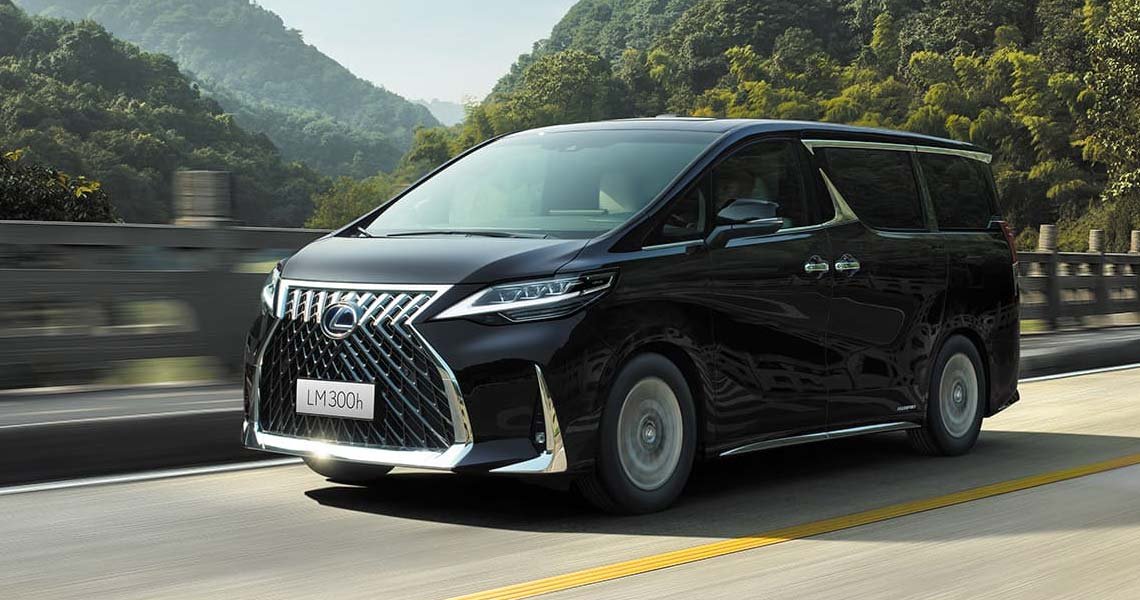 เปลี่ยนแบตเตอรี่ Lexus LM 300h แบตหมด ราคาถูก ติดตั้ง ฟรี!