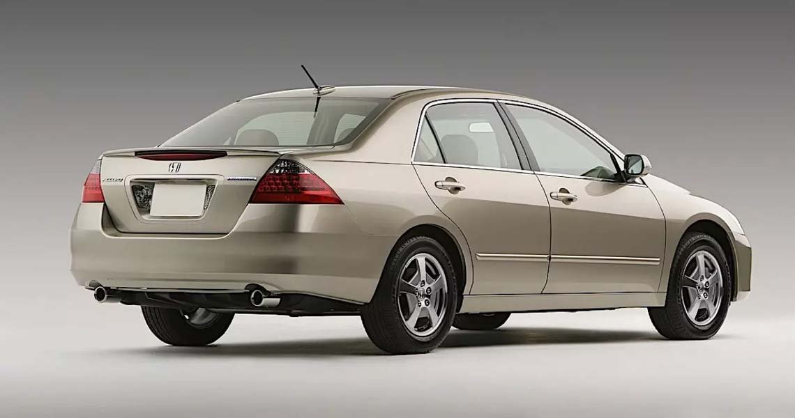 เปลี่ยนแบตเตอรี่ Honda Accord G7 (ปลาวาฬ) แบตหมด ราคาถูก ติดตั้ง ฟรี! เปลี่ยนแบตเตอรี่ Honda Accord G7 (ปลาวาฬ) แบตหมด ราคาถูก ติดตั้ง ฟรี!