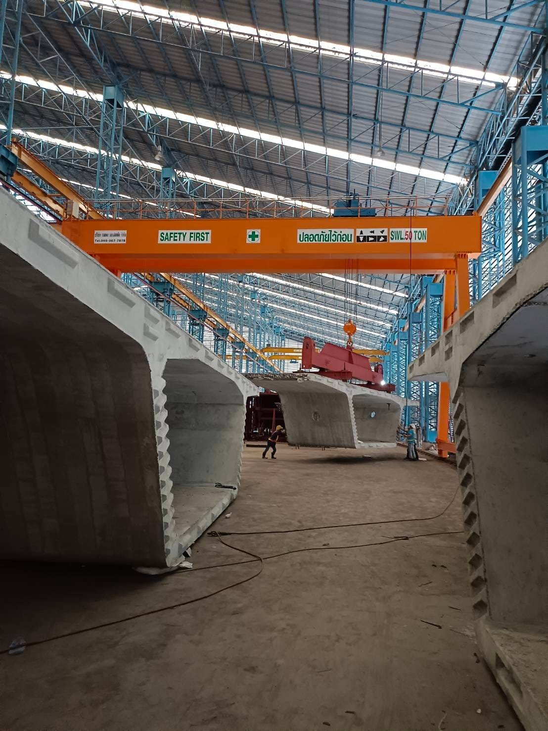เครนสนาม 5 ตัน (Gantry Crane 5 Ton) ติดตั้งโดยทีมช่างมืออาชีพ รองรับงานยกของหนัก เครนสนาม 5 ตัน (Gantry Crane 5 Ton) ติดตั้งโดยทีมช่างมืออาชีพ รองรับงานยกของหนัก