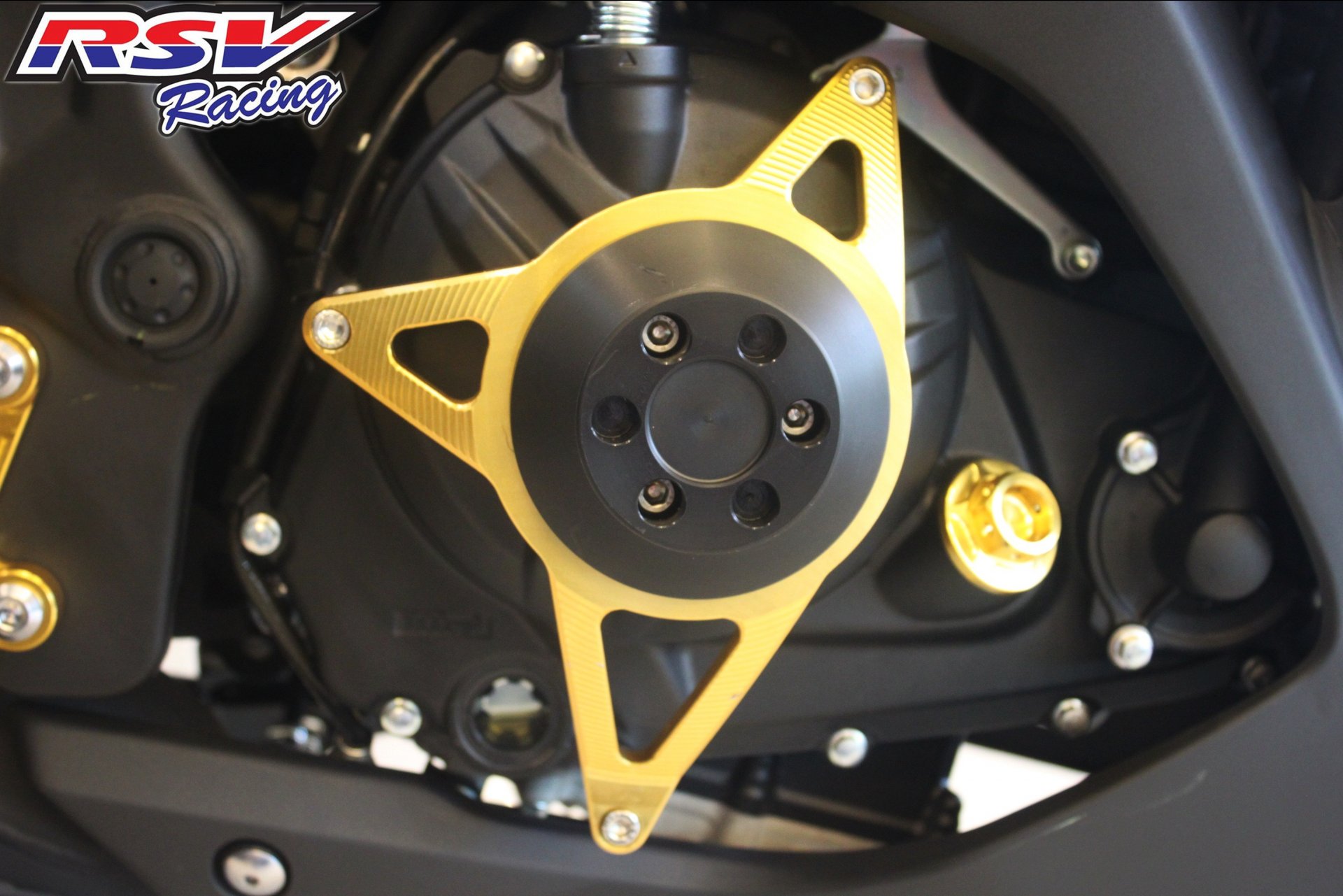 Engine slider R3
