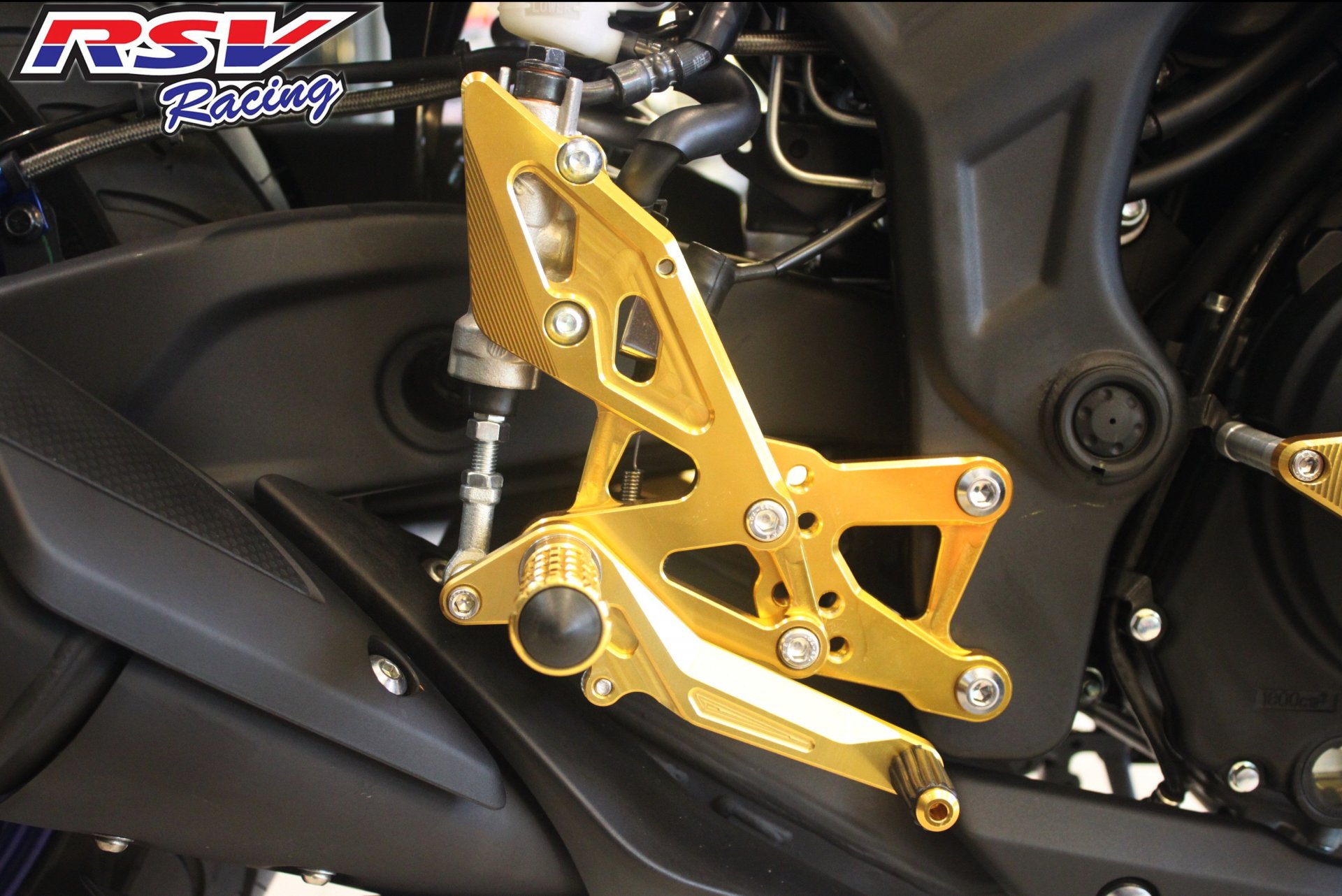 Rearset R3 - rsvracing