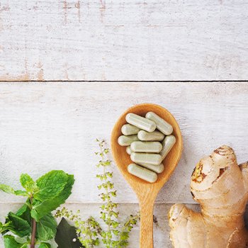 กระบวนการสกัดสารสำคัญจากพืชสมุนไพรด้วยเทคนิค Green Extraction Green Extraction Techniques of Bioactive Compounds from Herbal Plants  กระบวนการสกัดสารสำคัญจากพืชสมุนไพรด้วยเทคนิค Green Extraction Green Extraction Techniques of Bioactive Compounds from Herbal Plants