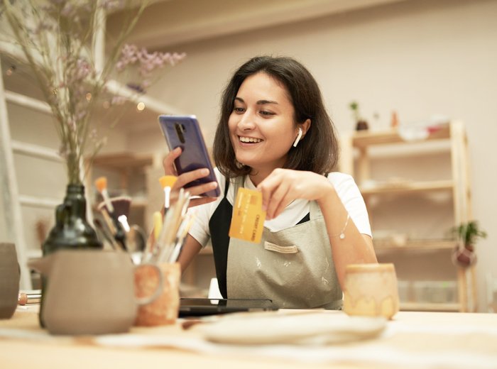 Active Lifestyle: ทางออกของวิกฤตสุขภาพในยุคที่ร่างกายเคลื่อนไหวน้อยลง Active Lifestyle: A Way Out of the Health Crisis in an Age of Declining Physical Activity