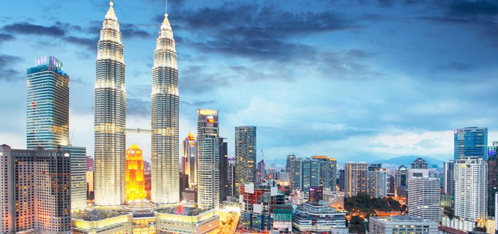 Food Law and Halal Standards of the Federation of Malaysia for the Safety of Consumers Food Law and Halal Standards of the Federation of Malaysia for the Safety of Consumers