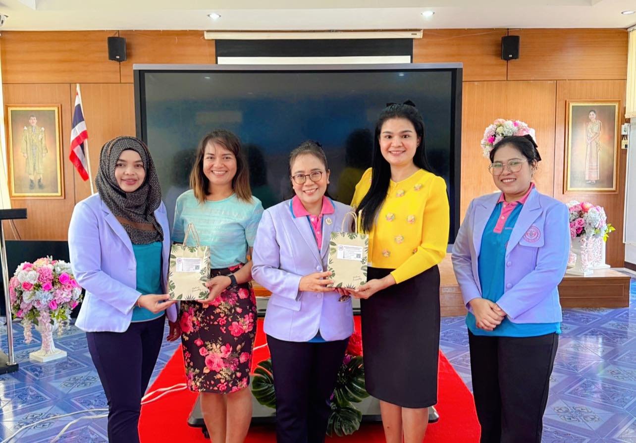 โรงเรียนด็อกเตอร์หนึ่งอินเตอร์แคร์ กระบี่ แนะแนวการเรียนระยะสั้น หลักสูตร 6 เดือน ให้น้องๆ ม.6 โรงเรียนลำทับประชานุเคราะห์ โรงเรียนด็อกเตอร์หนึ่งอินเตอร์แคร์ กระบี่ แนะแนวการเรียนระยะสั้น หลักสูตร 6 เดือน ให้น้องๆ ม.6 โรงเรียนลำทับประชานุเคราะห์