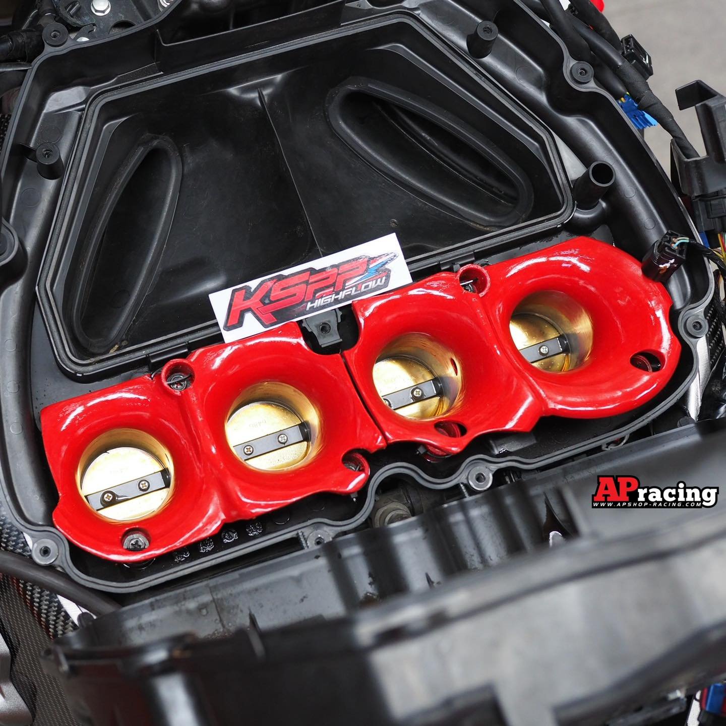 Velo Stack Intake CBR1000RRปากแตร / Velocity stack -ปากแตรCBR1000RR -Intake air pipe ...