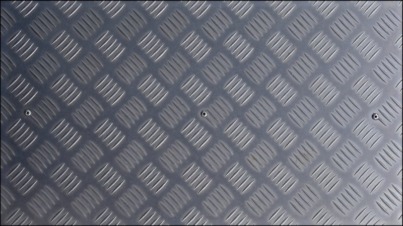 Aluminum sheet with feet