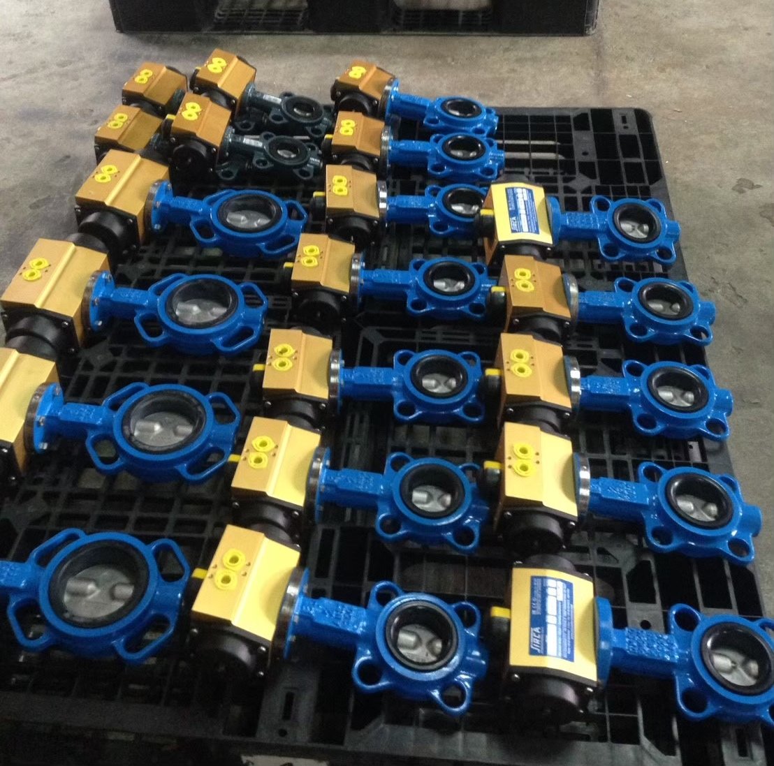 SIRCA Pneumatic Rotary Actuator + butterfly valve