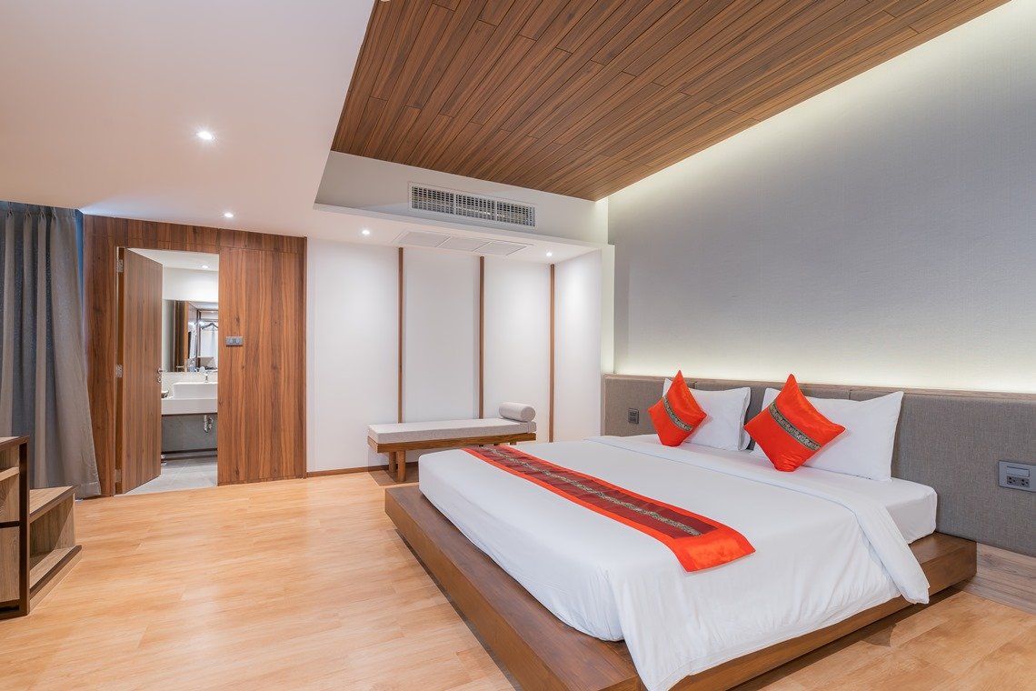 ห้องซุพีเรียพร้อมอ่างอาบน้ำ  ห้องซุพีเรียพร้อมอ่างอาบน้ำ