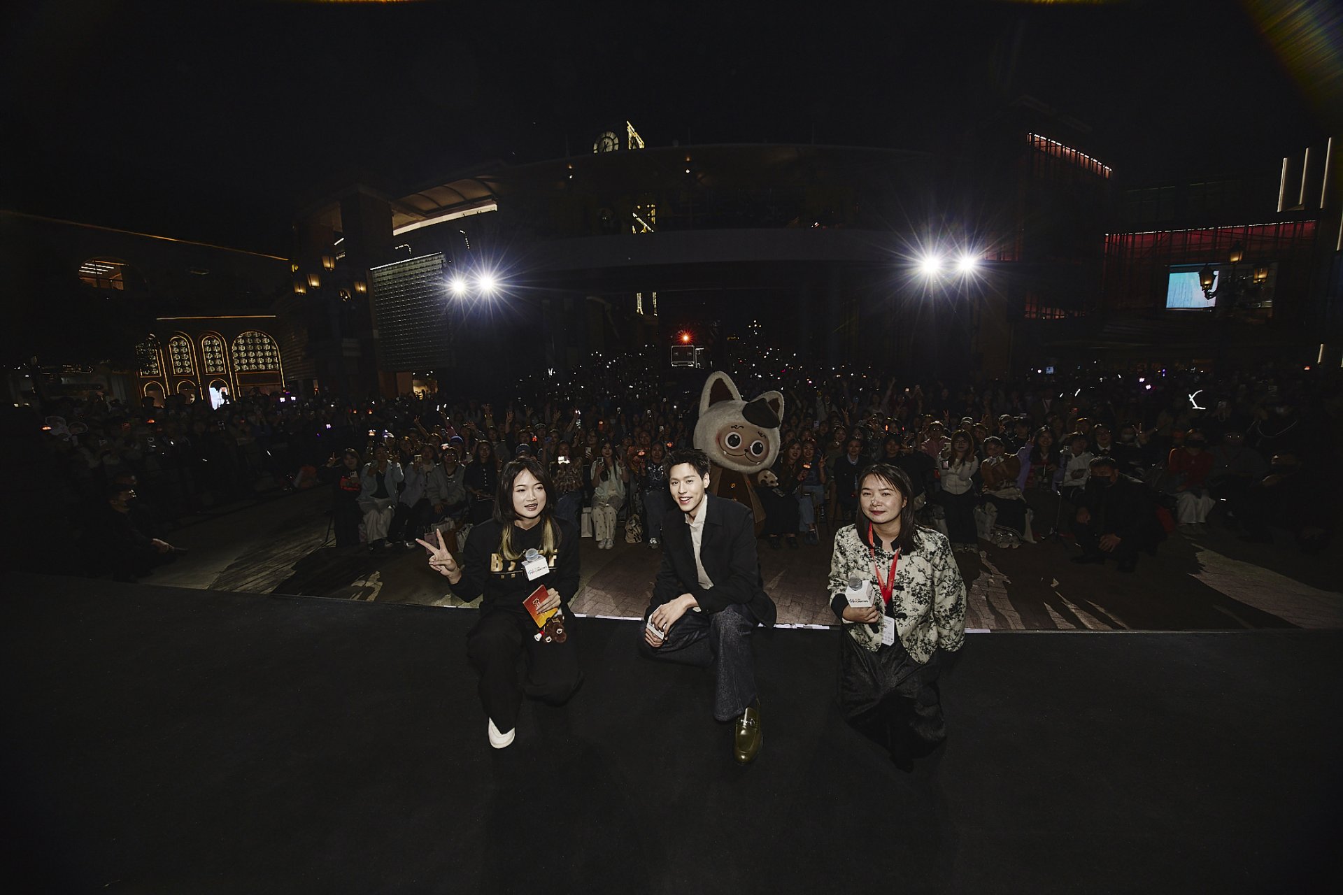 บิวกิ้น พุฒิพงศ์ นักแสดงไทยคนแรก ร่วมงานเทศกาลภาพยนตร์ระดับนานาชาติ