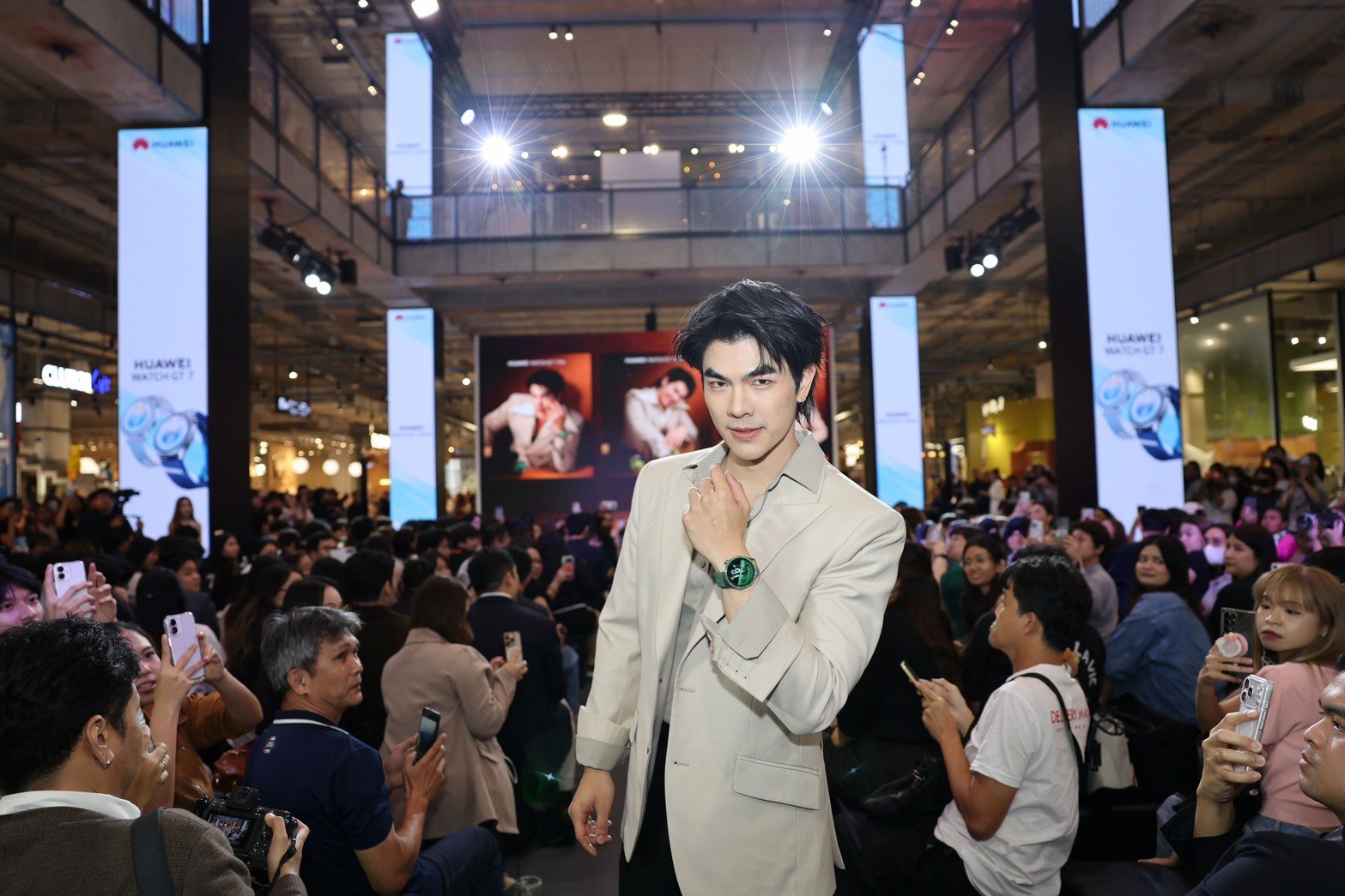 มาย ภาคภูมิ อวดลุคสุดเท่เปิดตัว HUAWEI WATCH GT 7 Series