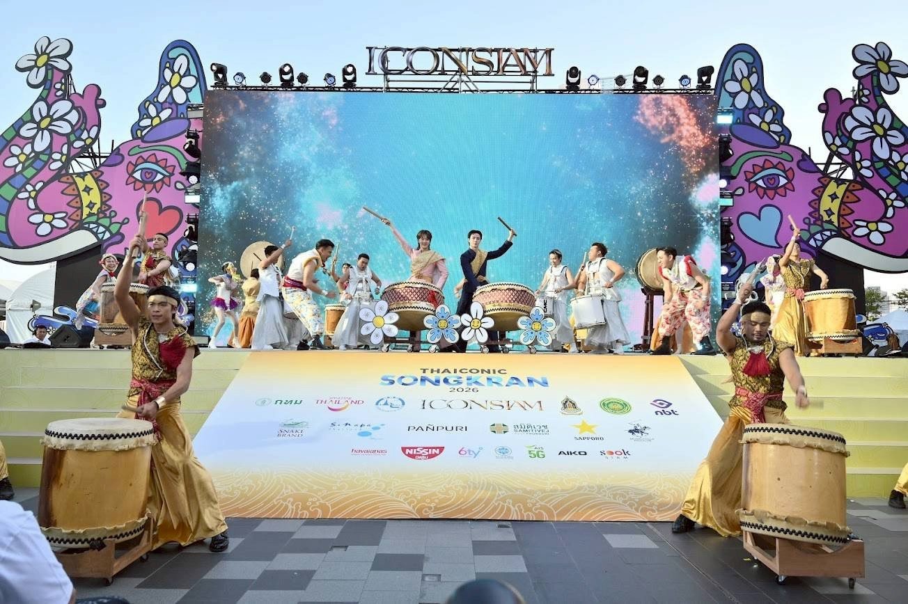 ซี-นุนิว สาดความสุขสนั่นเจ้าพระยา เปิดฉากมหาปรากฏการณ์สงกรานต์ระดับโลก