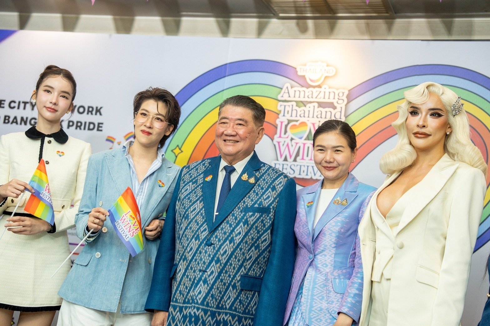 "เชียร์ -โยชิ -นัท นิสา" ชวนเฉลิมฉลอง Amazing Thailand Love 