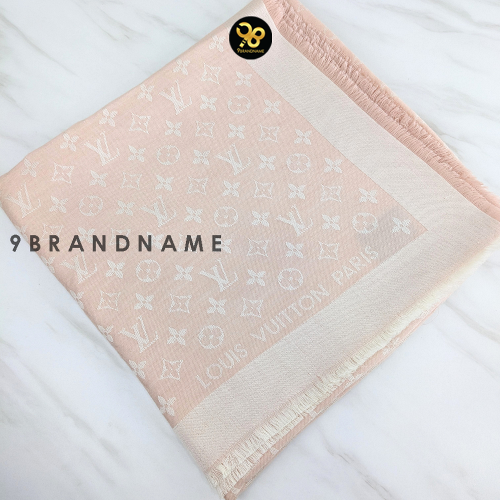 Louis Vuitton Monogram Shawl soft silk-and-wool ชมพูอ่อน