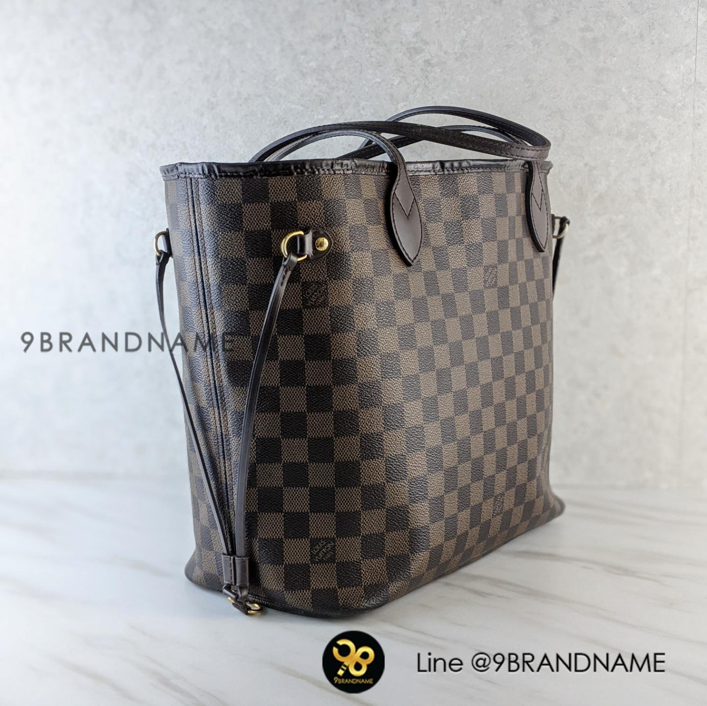 Black best sale damier neverfull