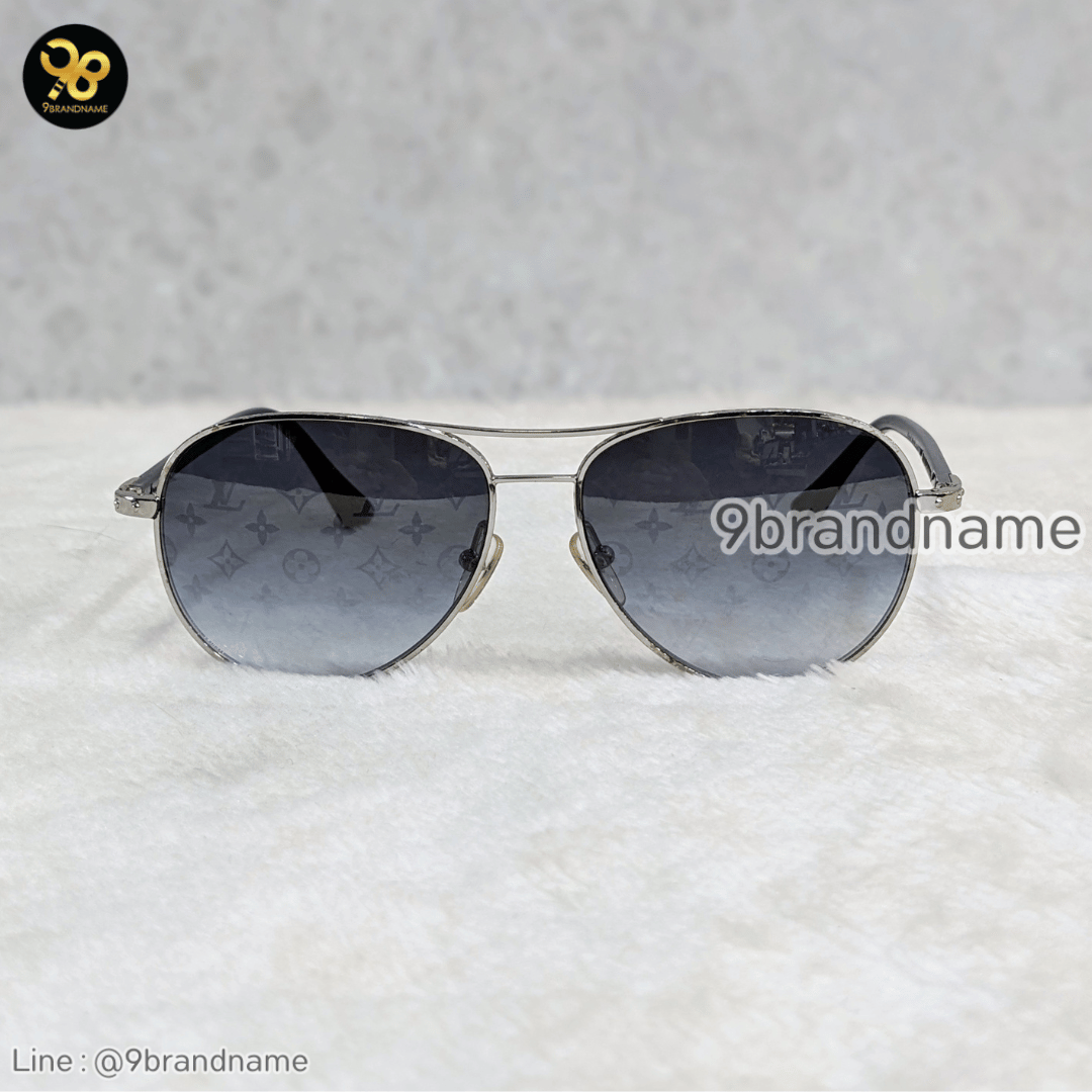 Louis Vuitton Silver/Monogram Black Gradient Z0165U Conspiration Pilote Aviator Sunglasses