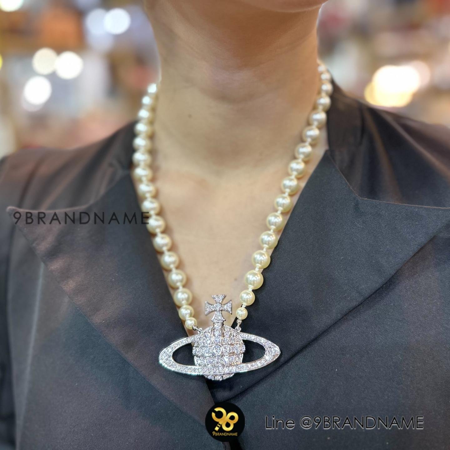New Vivienne westwood	Orb Logo Pendant Necklace