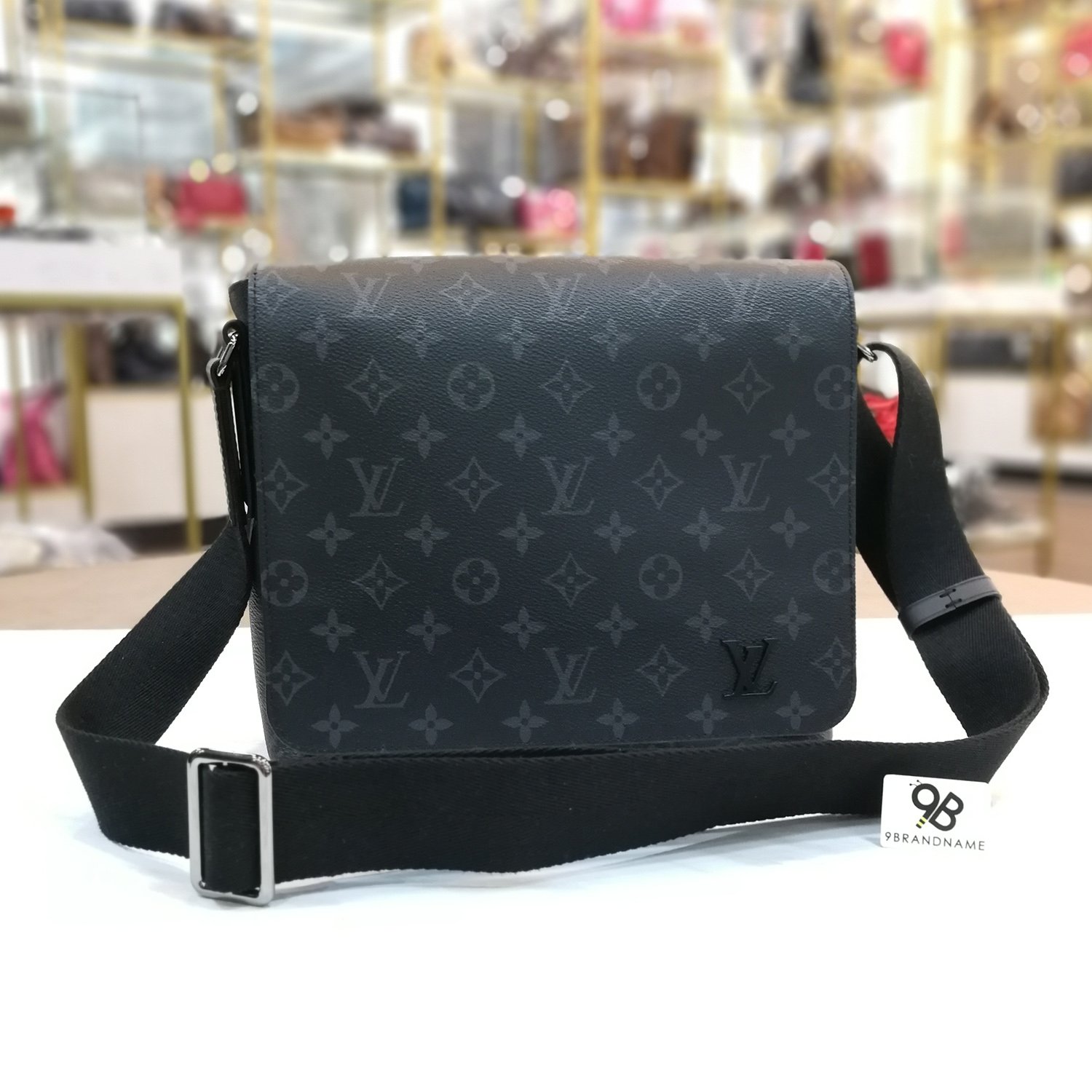 louis vuitton m44000