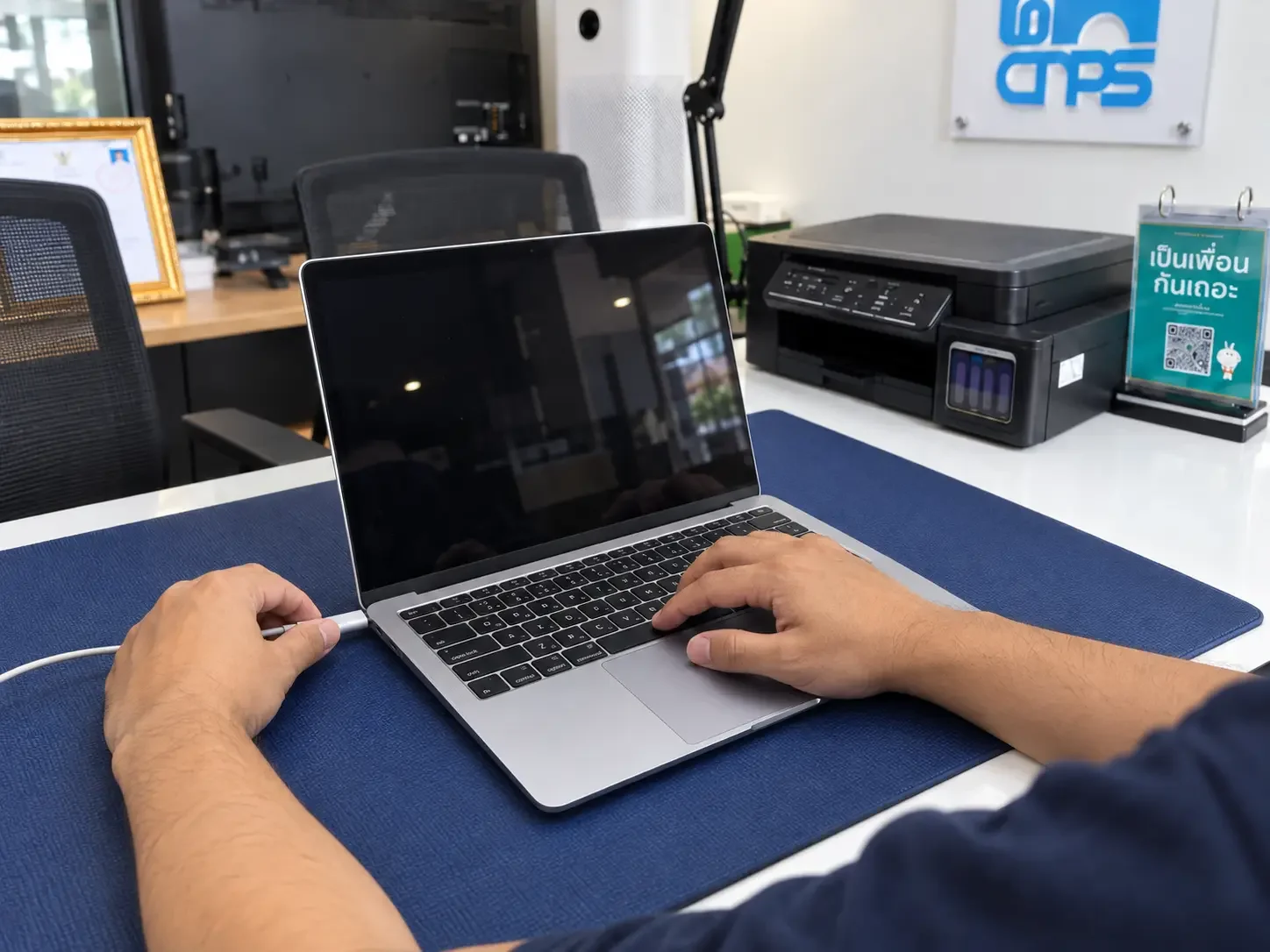 ตรวจคีย์บอร์ด พอร์ต และการทำงานของ MacBook ที่ช้างน้อยพอนชอป