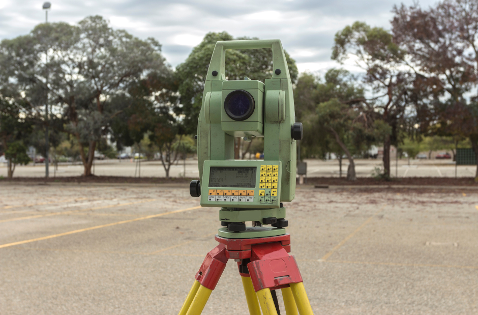 กล้อง TOTAL STATION มีไว้ใช้ทำงานอะไรบ้าง?